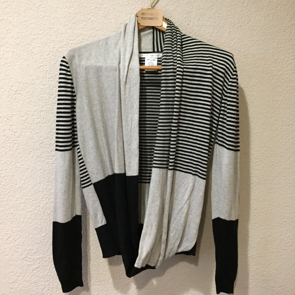 Max Studio Sweaters - Max Studio color block stripe drape front sweater